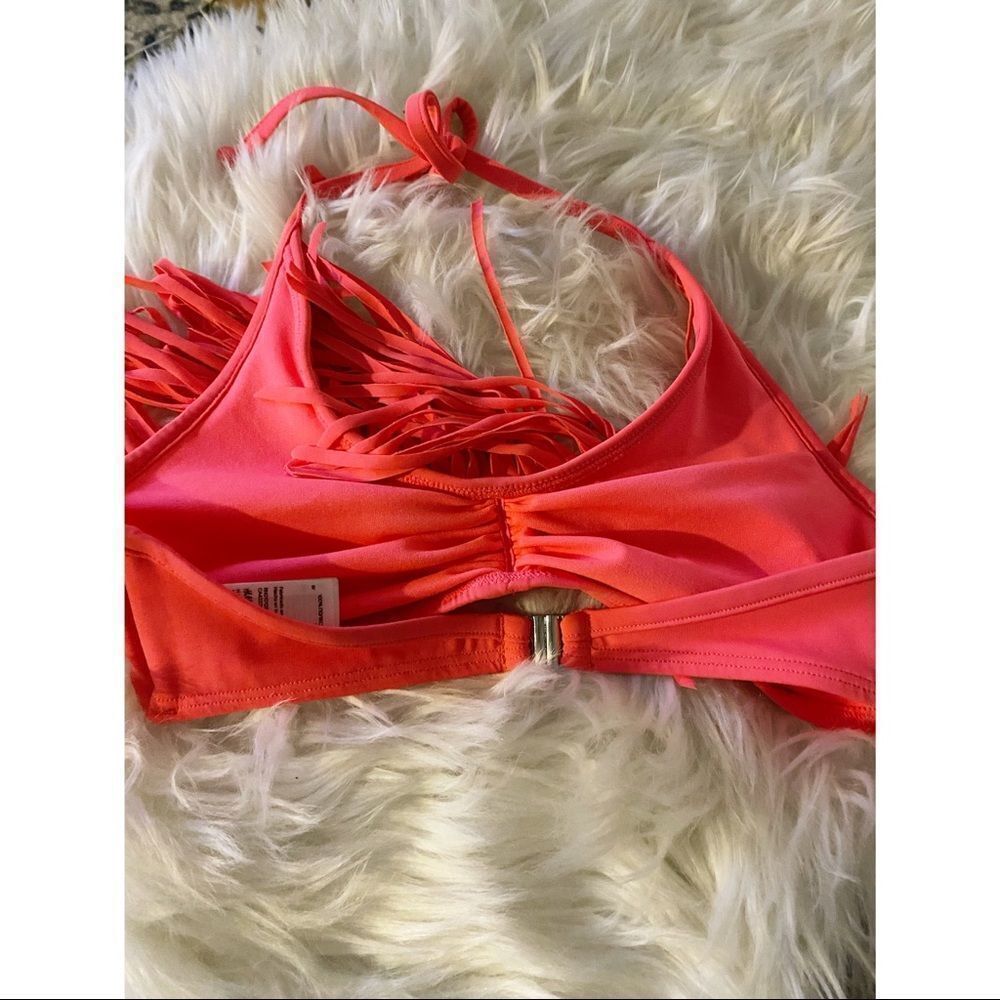 ✨ H&M fringe bikini top✨ - Picture 3 of 4